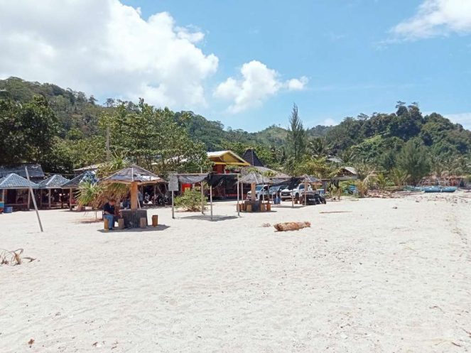 Pantai Minang Rua Lampung Selatan